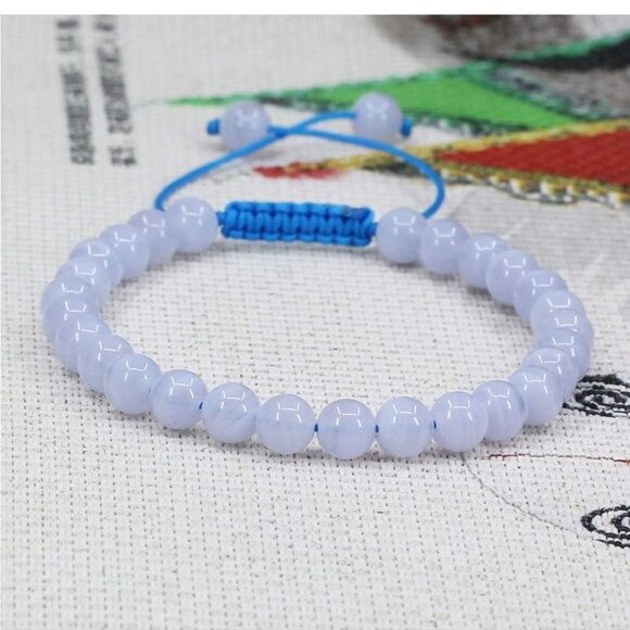 Amandastones Natural Grade AA Blue Lace Agate Bracelet - Picture 3 of 6